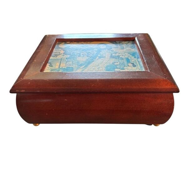 Gone With The Wind Scarlett O’Hara 1995 Jewelry Music Box *Works* - Picture 2 of 10